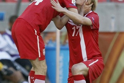 Milan Jovanovic i Milos Krasic se ljube :)