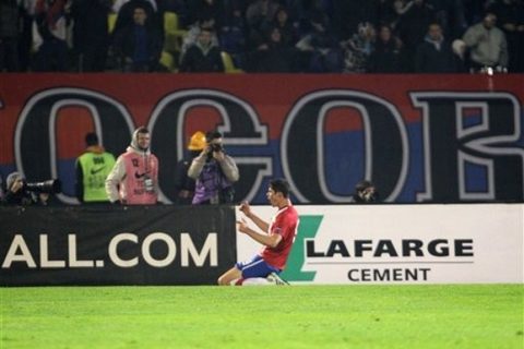 Nikola Zigic slavi svoj gol tokom utakmice Srbija-Estonija, Beograd, EP 2012