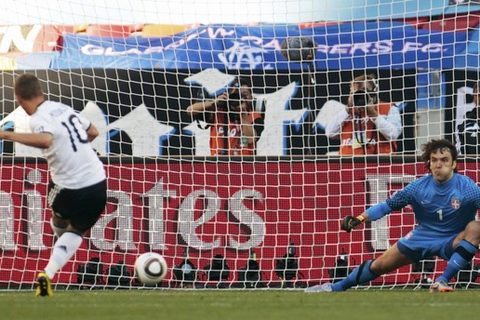 SOCCER-WORLD/