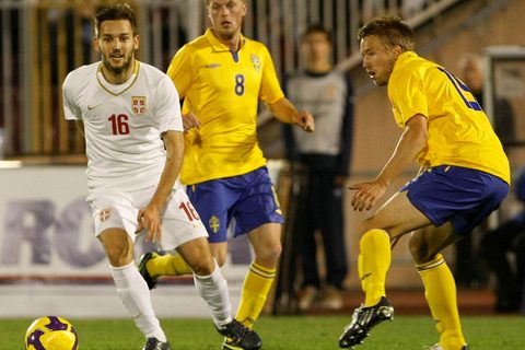 Milos Ninkovic fudbaler Srbije na prijateljskoj utakmici protiv Svedske na stadionu Partizana1.4.2009. Wallpaper, pozadina, poster za desktop