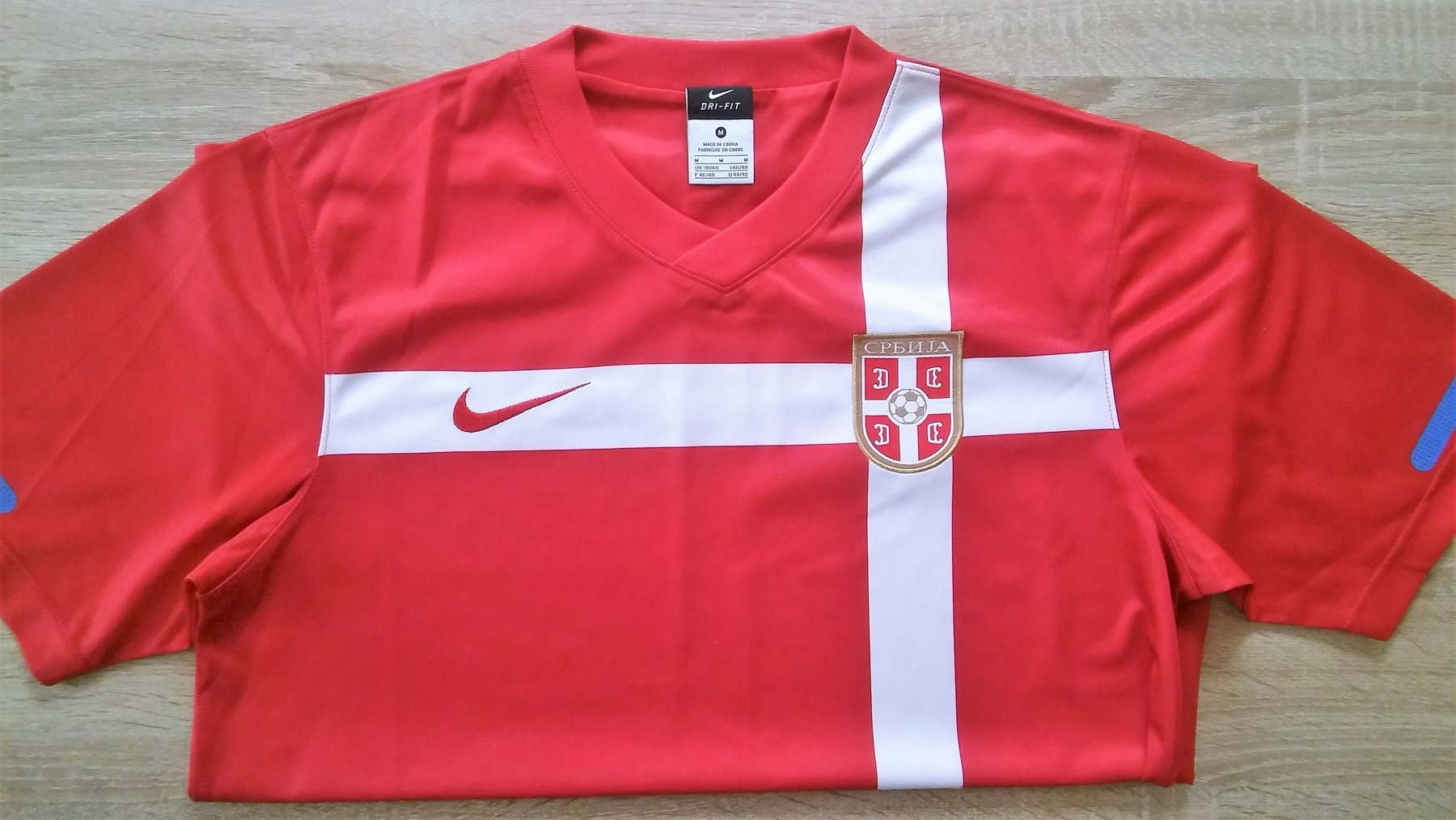 Original dres fudbalske reprezentacije Srbije, Nike iz 2014 .g